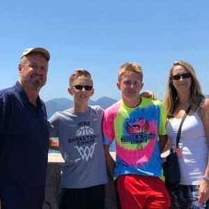 Meet your Posher, Robin